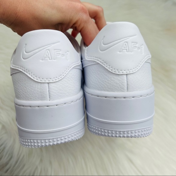 NWT Nike Air Force Sage Low Women’s Shoes - Picture 7 of 8